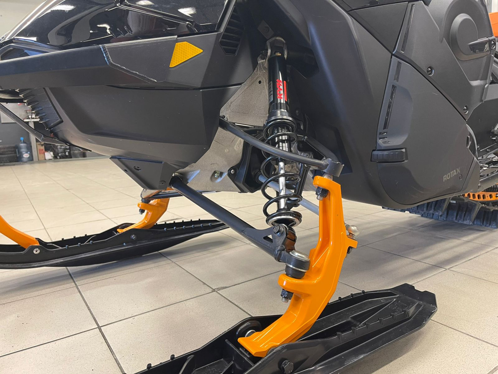 Снегоход BRP SKI-DOO SUMMIT X EXPERT 154 850 E-TEC (2024 m/y) с НДС