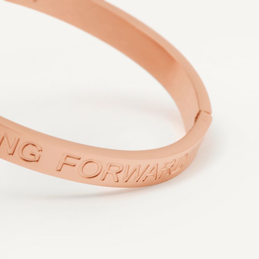 Браслет Продолжай двигаться вперед