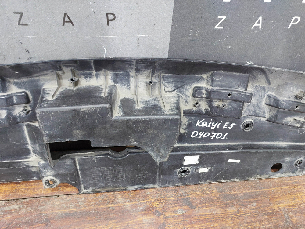 Кожух замка капота Kaiyi E5 21-нв Б/У Оригинал G03840110101AA