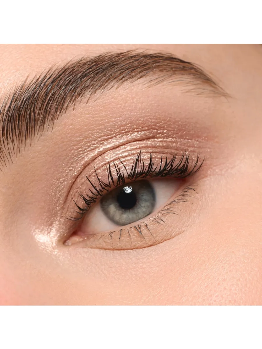 Тени для век "Mono Pearly" (02 Silky Taupe), 2 г.