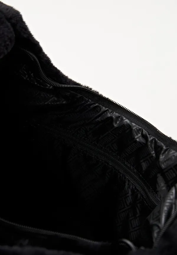 Сумка спортивная PUMA Core Large Hobo