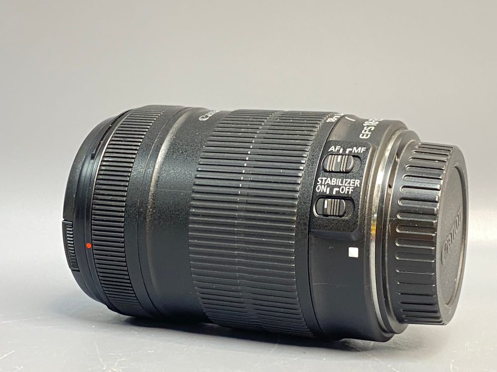 Canon EF-S 18-135mm 3.5-5.6 IS