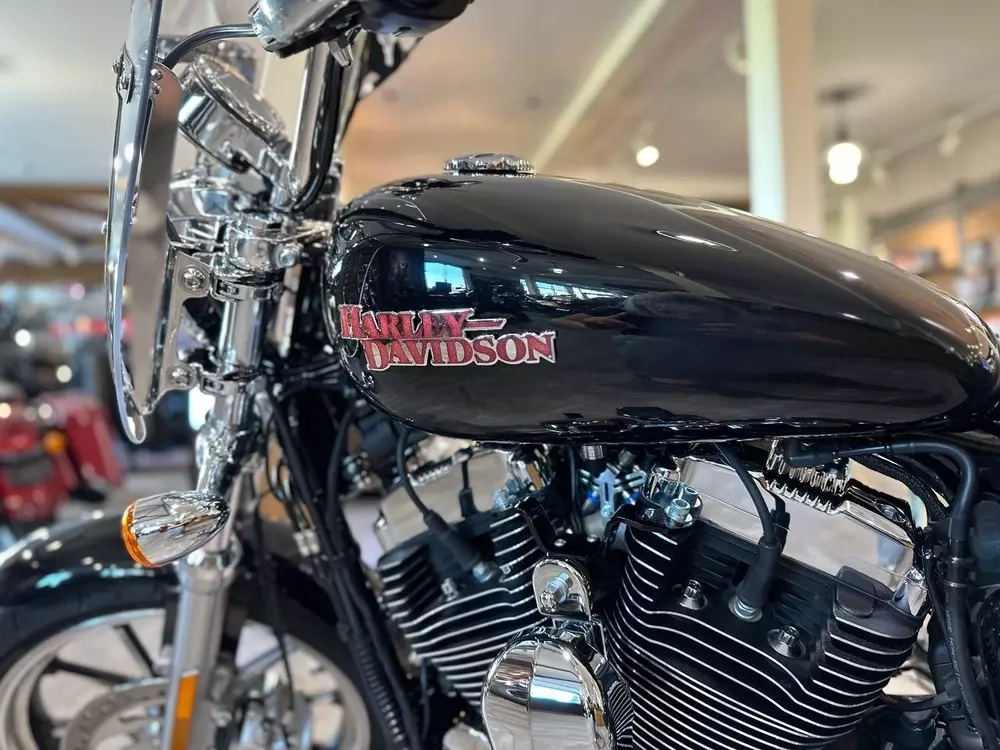 Harley-Davidson Superlow 1200 2020 vivid black