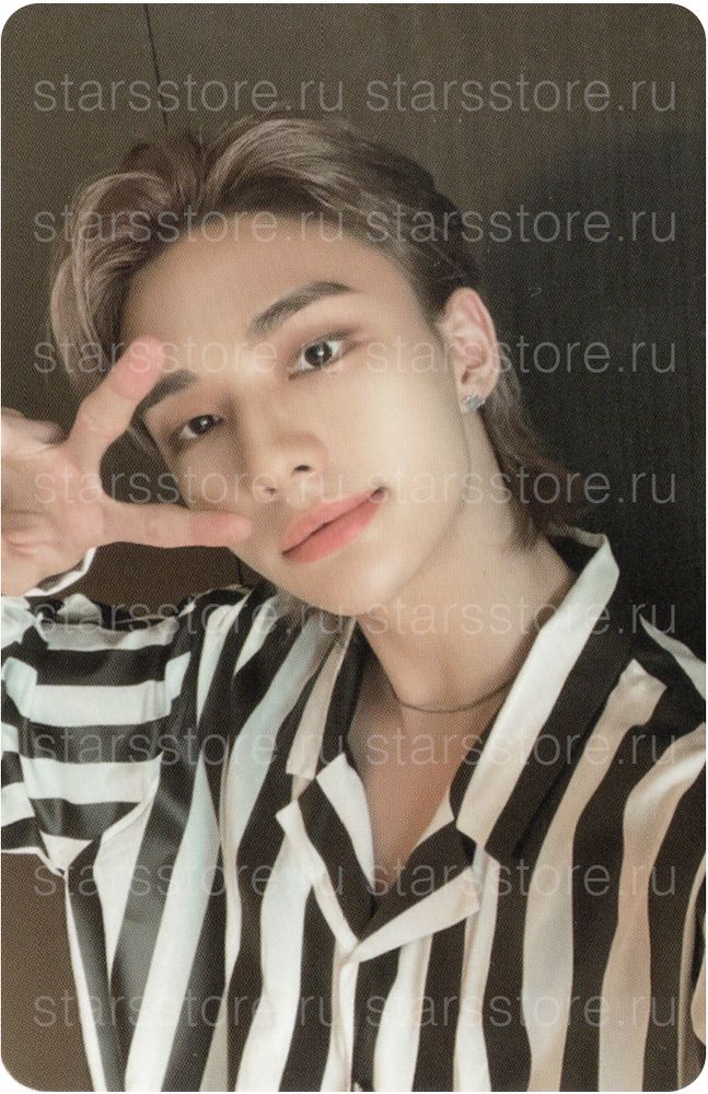 Фотокарта Hyunjin STRAY KIDS - Stray Kids in JEJU Фотокарта Hyunjin STRAY KIDS - Stray Kids in JEJU
