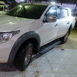 Электрические боковые пороги для Mitsubishi L200 Triton 2009-2013