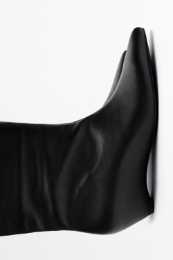 Massimo Dutti Кожаные сапоги на танкетке, черный