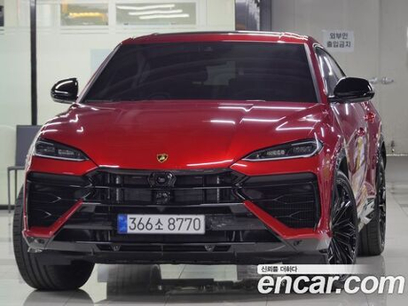 Lamborghini Urus 4.0 V8 SE — 2025