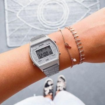 Наручные часы Casio B640WDG-7E