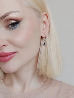 Серьги-подвески Миражи с синим кубиком Swarovski