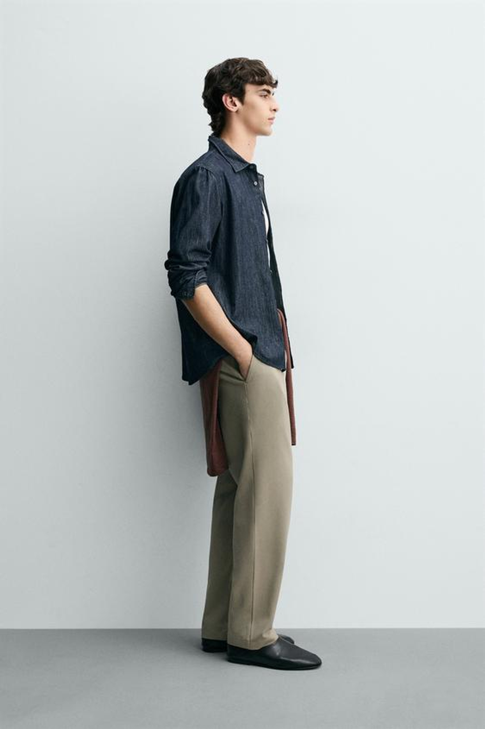 ZARA БРЮКИ STRAIGHT FIT КОМФОРТ, СВЕТЛЫЙ ХАКИ