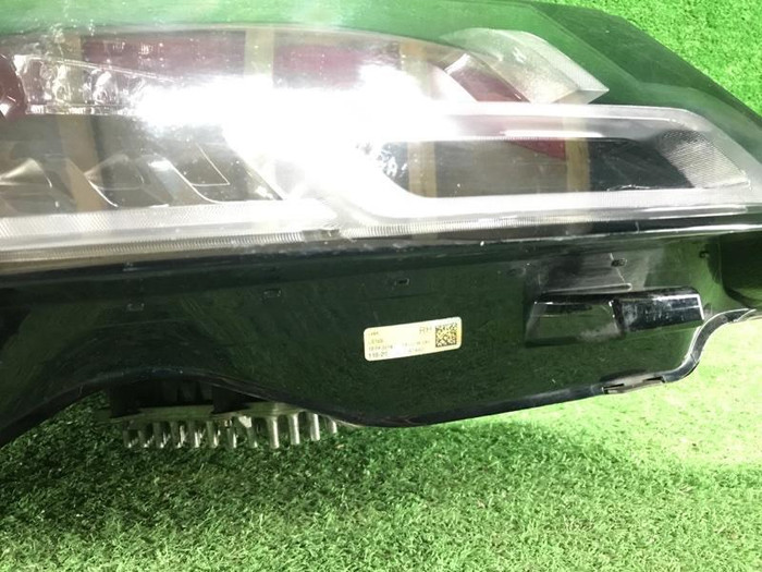 Фара правая Range Rover Sport 2 L494 (2017-2022) LED