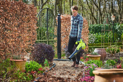 Бесщеточная воздуходувка Ryobi ONE+ 18В RY18BLXC-140 5133005357