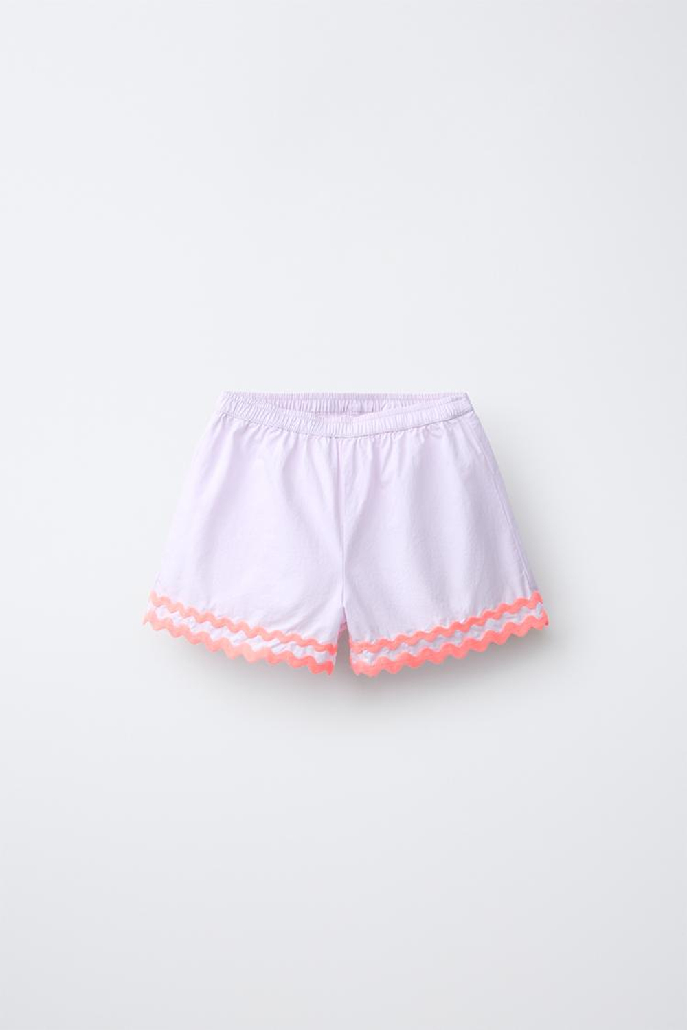 ZARA Х CASA LAWA ШОРТЫ ИЗ ПОПЛИНА С ВОЛНИСТЫМ КРАЕМ, СВЕТЛАЯ МАЛЬВА