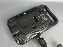Manfrotto LYKOS Bi-Color LED + штатив