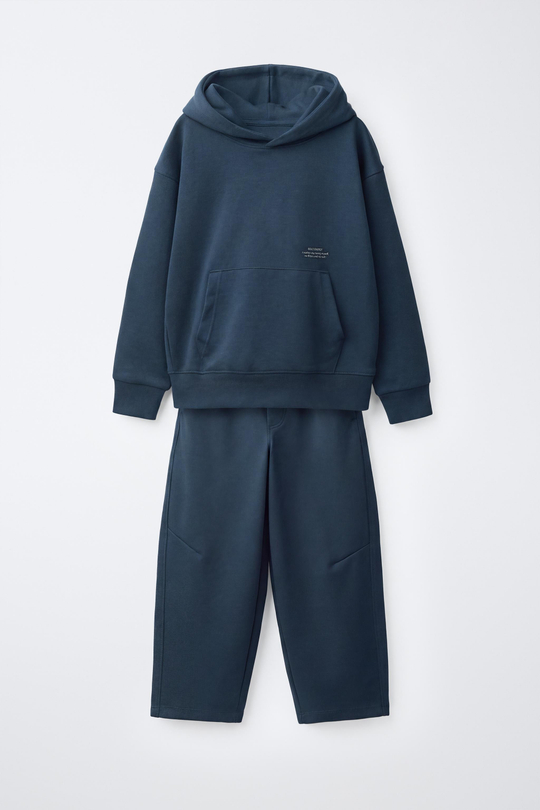 ZARA КОМПЛЕКТ ИЗ ХУДИ И БРЮК С НАДПИСЬЮ, СИНИЙ