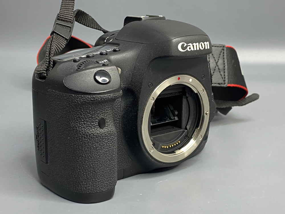 Canon EOS 7D 23 000 кадров