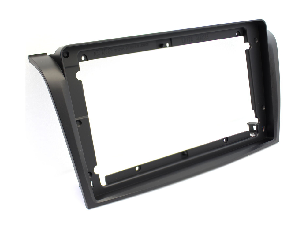 Переходная рамка магнитолы MAZDA 3 2003-2009 9 дюймов