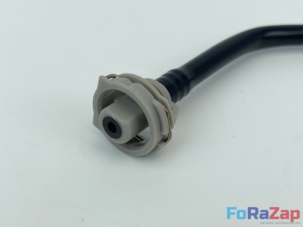 Трубка системы охлаждения VW 8K0121081BF