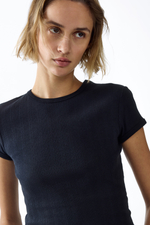 Трикотажная футболка с узором в дырочку - H&M