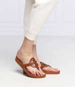 кожаное вьетнамки miller cloud TORY BURCH - светло-коричневый(81032)