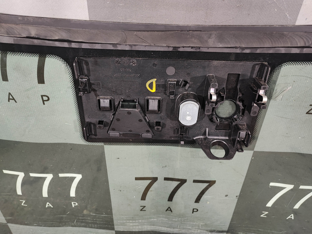 Стекло лобовое с обогревом Exeed VX  Б/У Оригинал 555000538AA