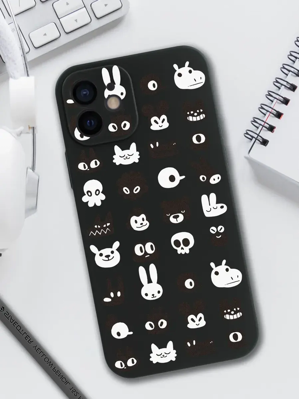 Чехол на iPhone 12 с принтом