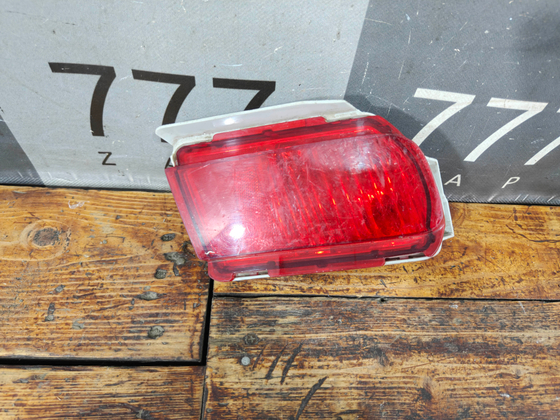 ПТФ задний правый Toyota Land Cruiser Prado 150 09-24 Б/У Оригинал 8158160240