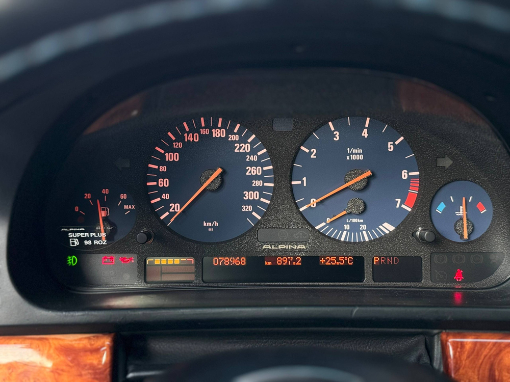 Alpina B10