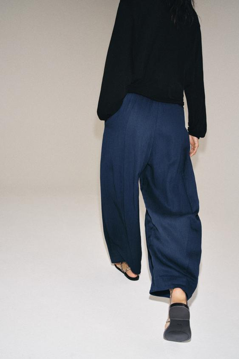 ZARA БРЮКИ BARREL — ZW COLLECTION, ЧЕРНИЛЬНО-СИНИЙ