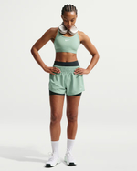 Nike One Женские шорты с подкладкой и резинкой на талии, высота пояса 8 см, из ткани Dri-FIT - NIKE
