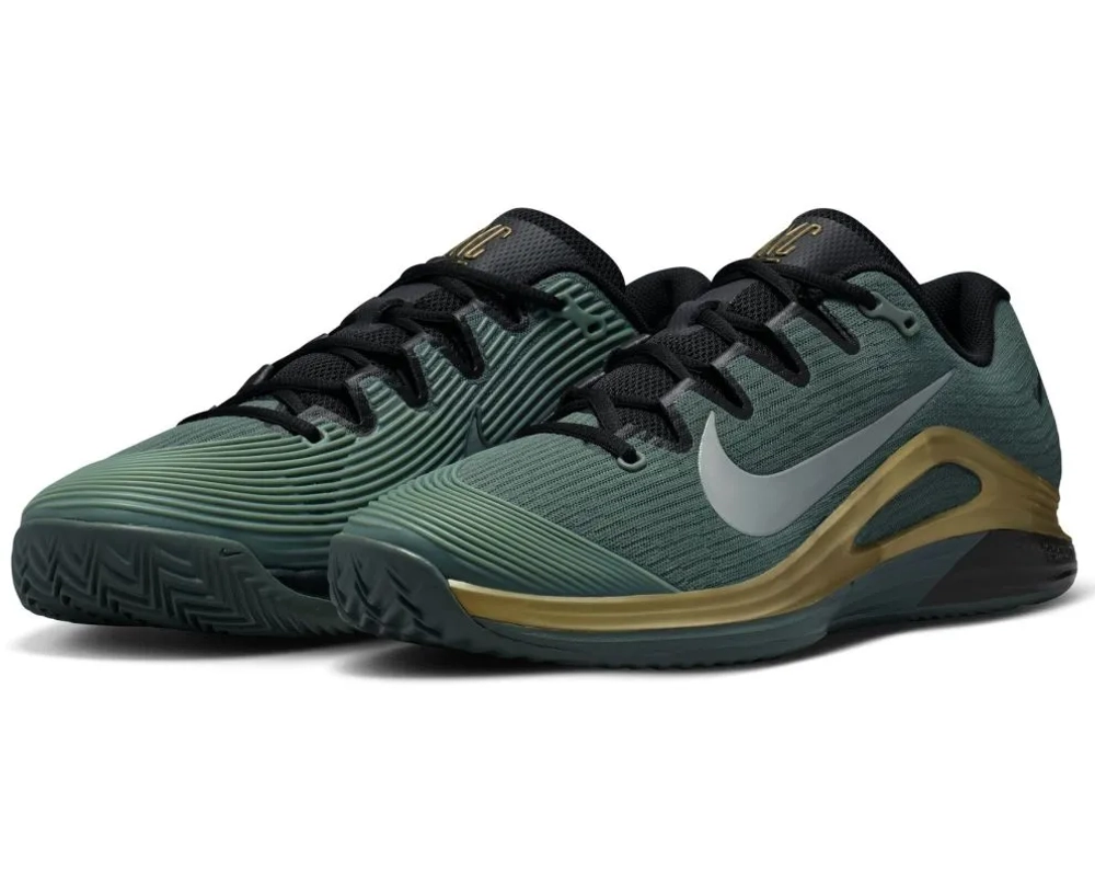 Теннисные кроссовки Nike Zoom Vapor 12 Clay Premium - camo green/pure platinum/metallic gold