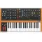 BEHRINGER POLY D - аналоговый 4-х голосный полифонический синтезатор