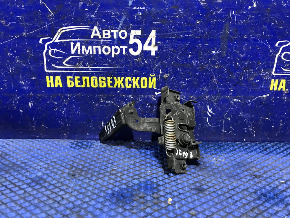 Замок капота MAZDA AXELA 2003-2006