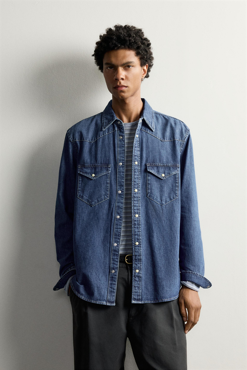 ДЖИНСОВАЯ РУБАШКА REGULAR FIT — ZARA · 6987/370
