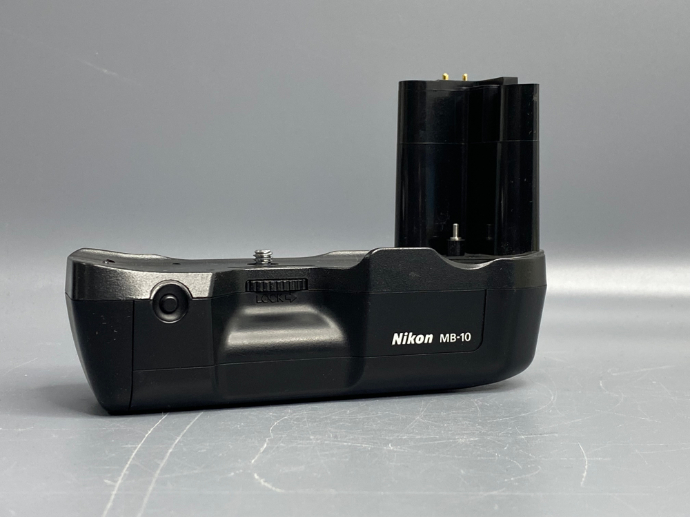 Nikon MB-10