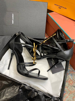 Босоножки YSL