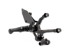 MUE2-D04-B GILLES ADJUSTABLE ALUMINIUM REARSETS (P V4 2025)