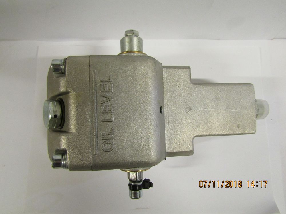 Насос управления реверсом в сборе TSS-СР-420/HAND PUMP ASSEMBLY