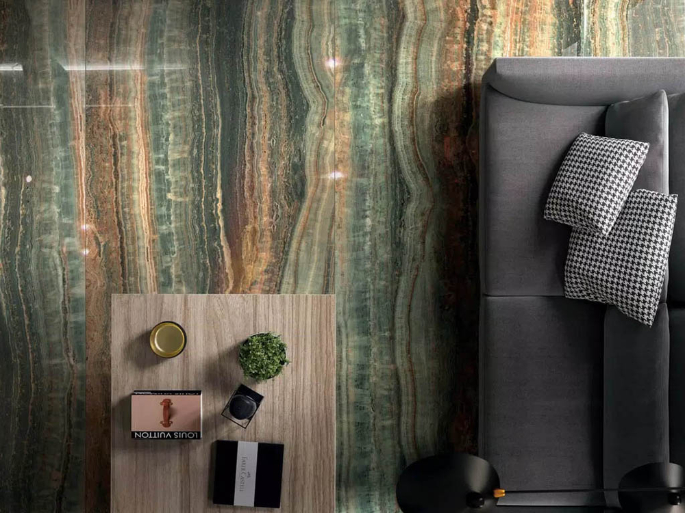 ECCENTRIC LUXE