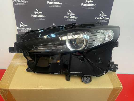 Фара передняя левая Mazda CX-30 ОРИГИНАЛ DFR551040E