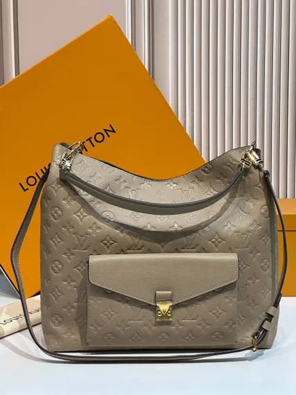 Сумка Louis Vuitton Hobo Metis