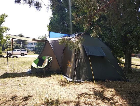 Палатка Canadian Camper SANA 4 PLUS, цвет forest, вид сбоку.