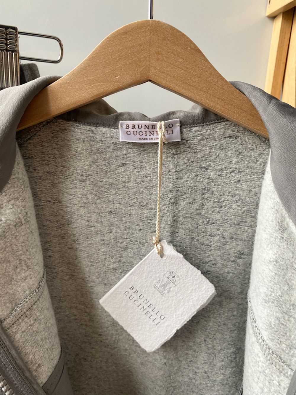 Новый хлопковый костюм Brunello Cucinelli, 104