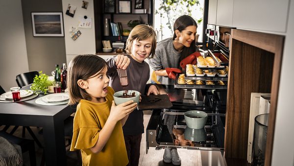 Готовьте больше и лучше с новой системой BakingPro Готовьте больше и лучше с новой системой BakingPro