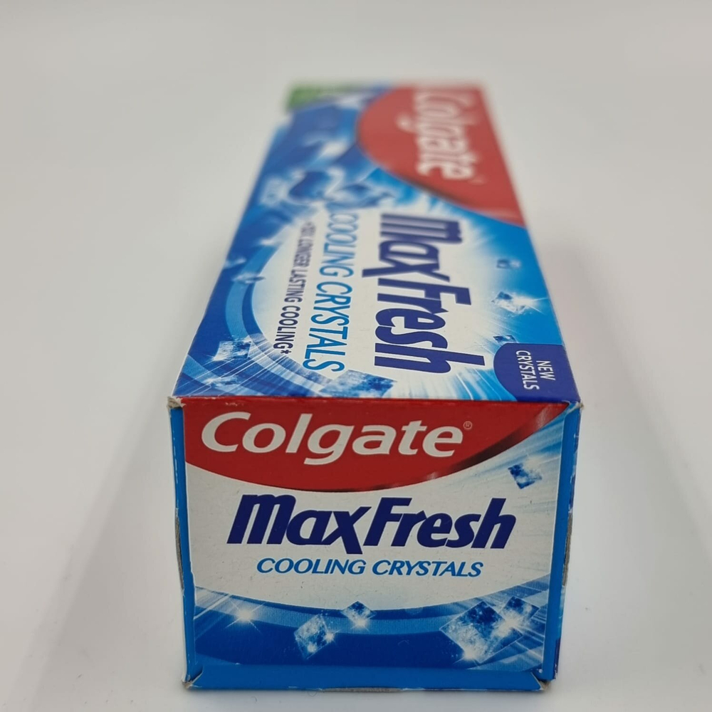 Зубная паста Colgate Max Fresh Cooling Crystals Cool mint 75 мл (Из Финляндии)