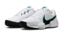 Теннисные кроссовки Nike Zoom GP Challenge Pro - white/black radiant/emerald