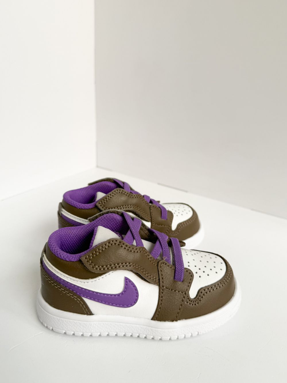 Новые кроссовки Nike Air Jordan, 22