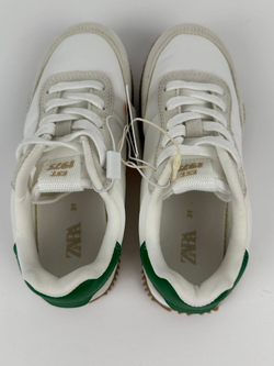 Кроссовки Zara