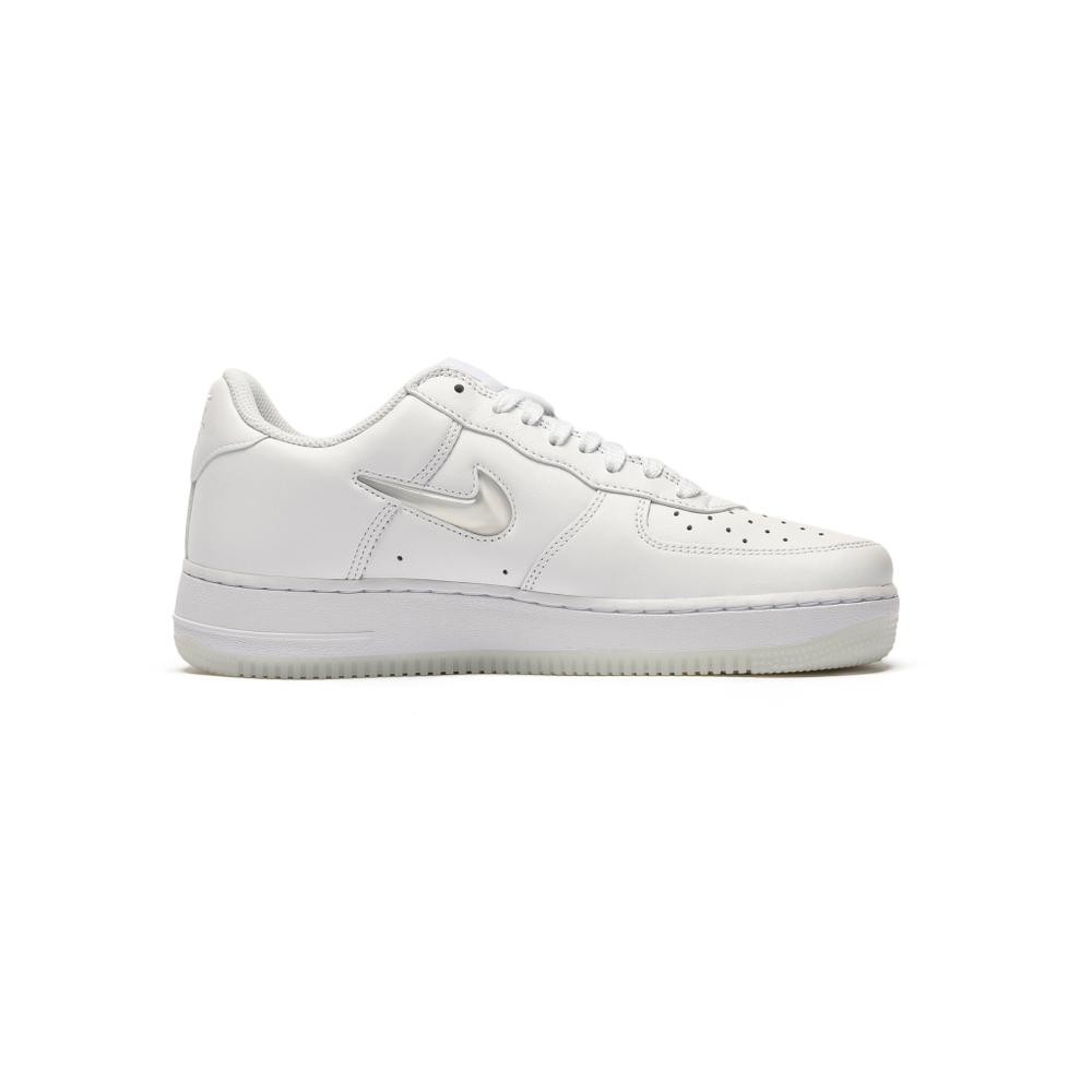 Кроссовки Nike Air Force 1 Low Retro Jewel "Triple White"