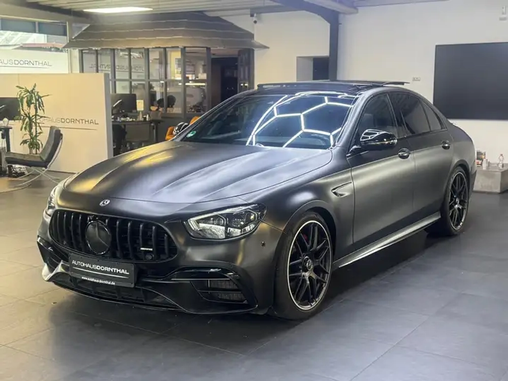 Mercedes-Benz E 63 AMG